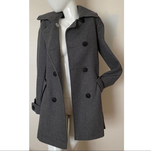 {Via} Grey Peacoat 😍 - Picture 2 of 12